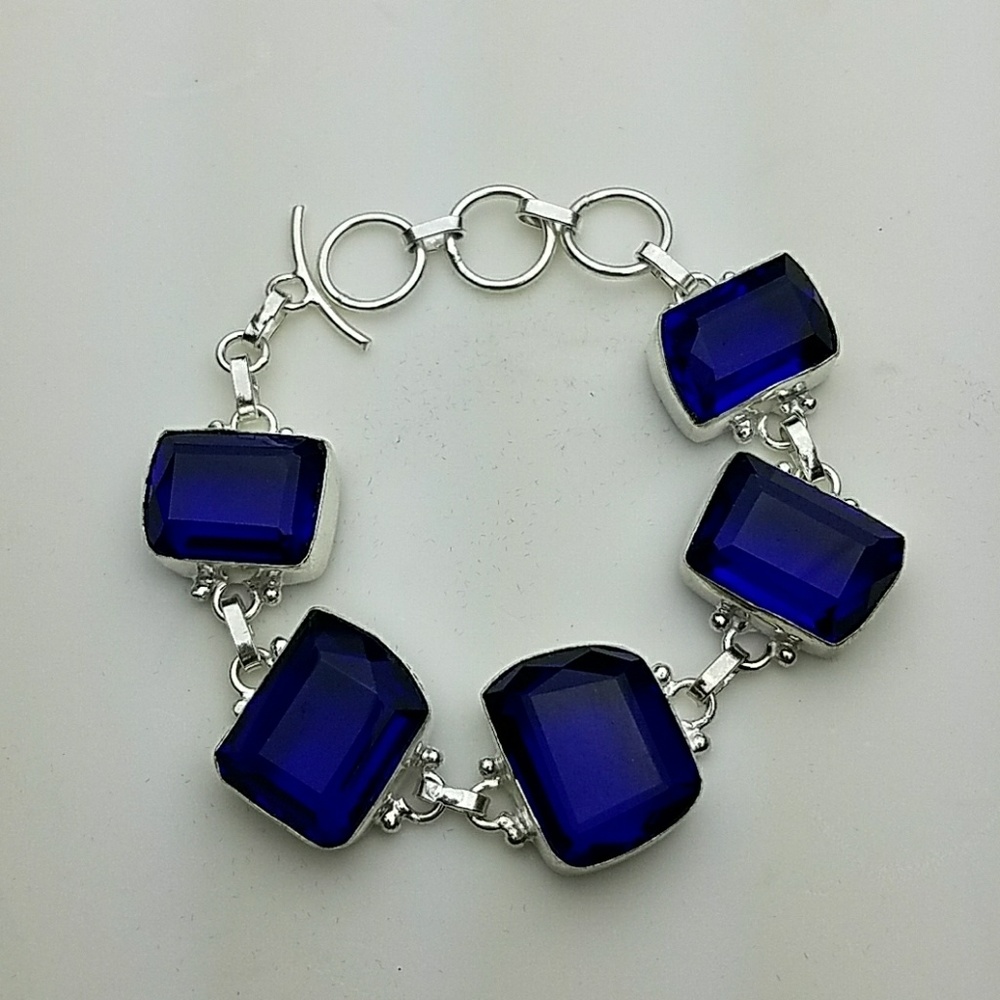 💋 Stunning! Blue-violet quartz silver bracelet
